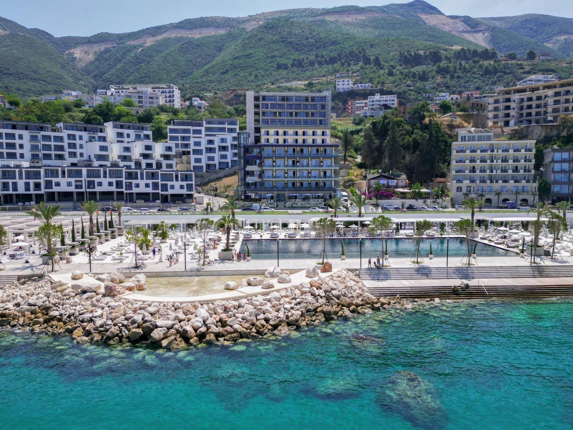 Hotel Vlora Priam, Affiliated By Melia Eksteriør bilde